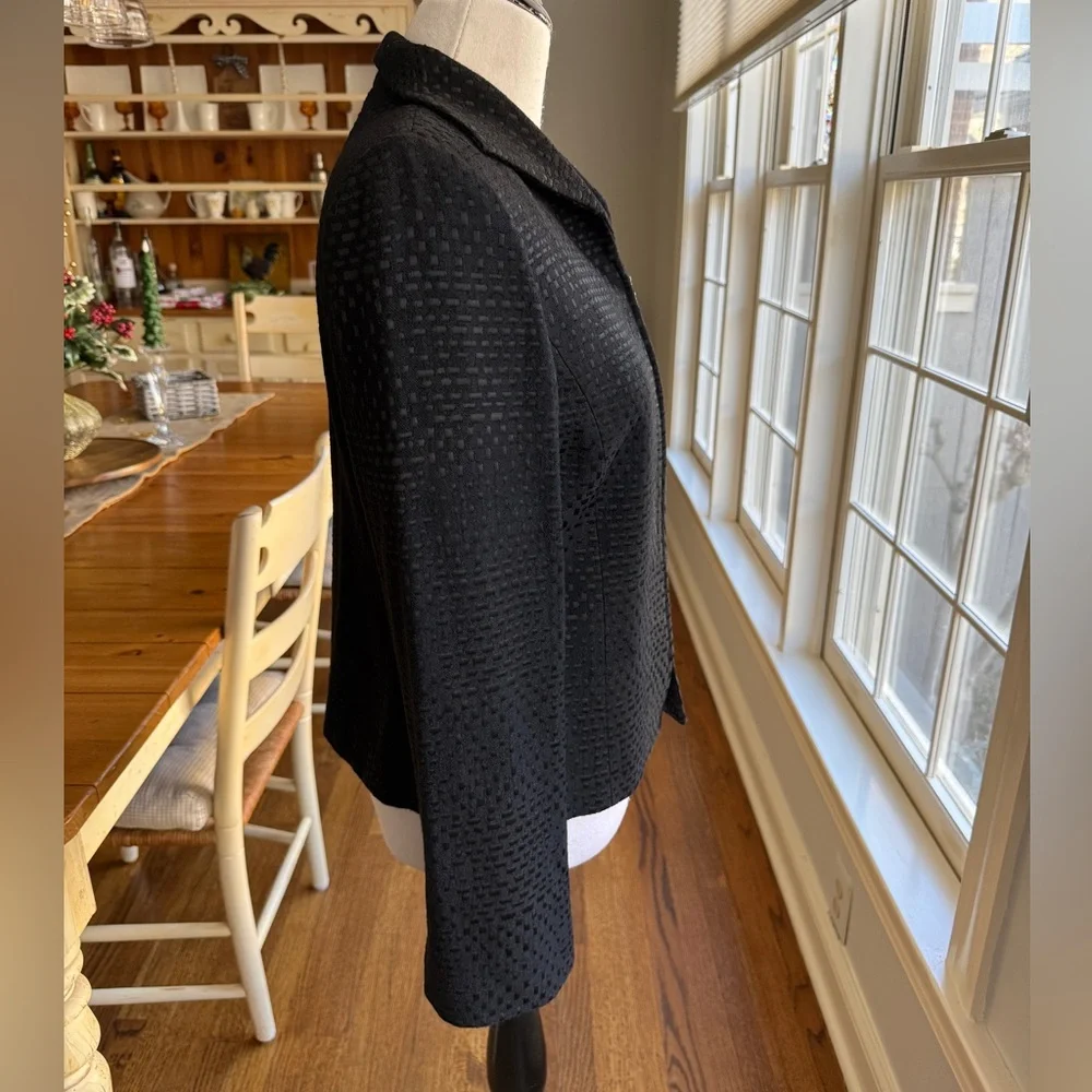 Linda Allard Ellen Tracy Black Textured Zip Jacket Silk Blend Lined Size 8